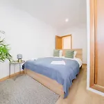 Premium 41br With Iconic Tagus Views Лісабон