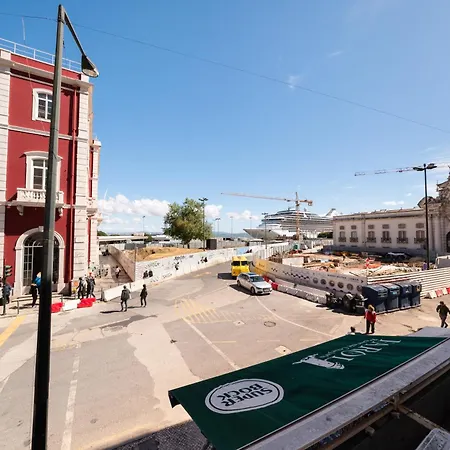 Apartment Modern 41br With Art & Tagus River Views