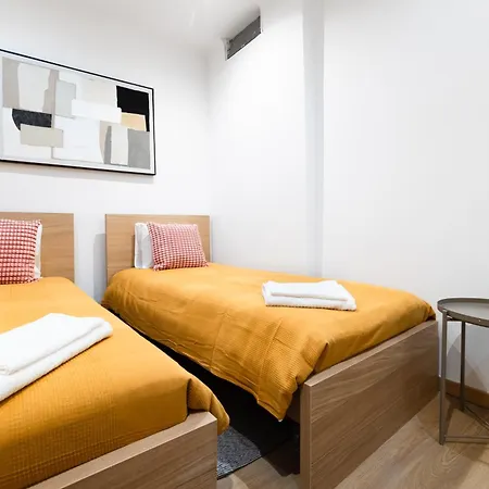 Modern 41Br With Art & Tagus River Views * Lisbona