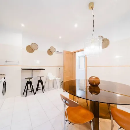 Apartment Gem 4 1br With Art & River Views *