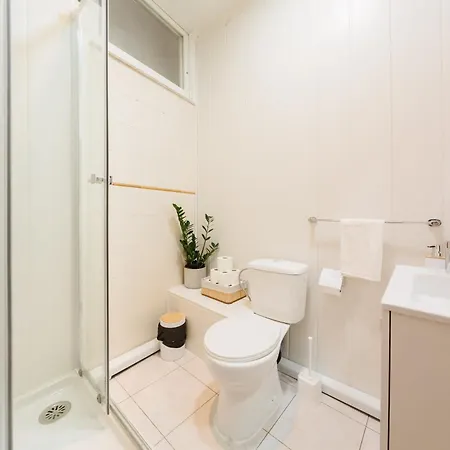 Modern 41Br With Art & Tagus River Views Lisbona
