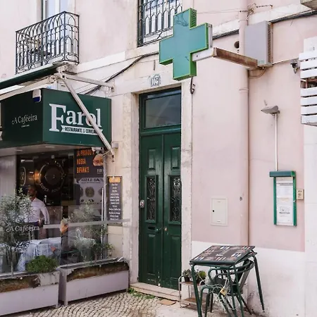 Modern 41br With Art & Tagus River Views Апартаменты