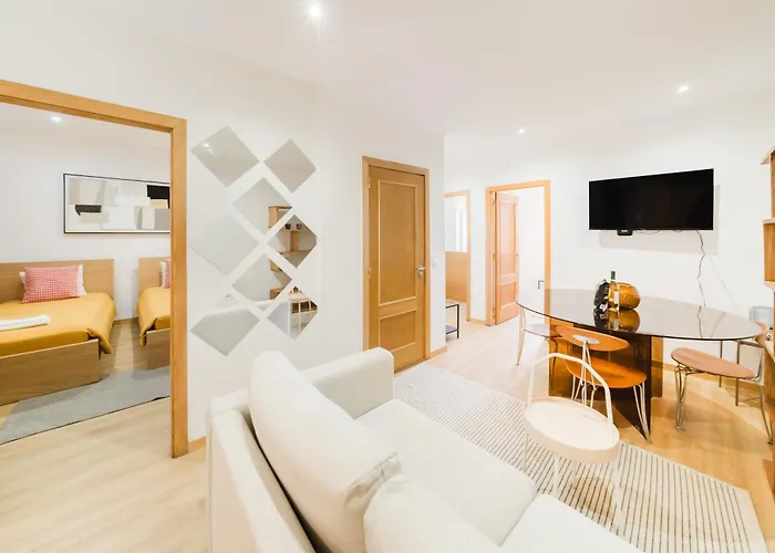 Premium 41Br With Iconic Tagus Views